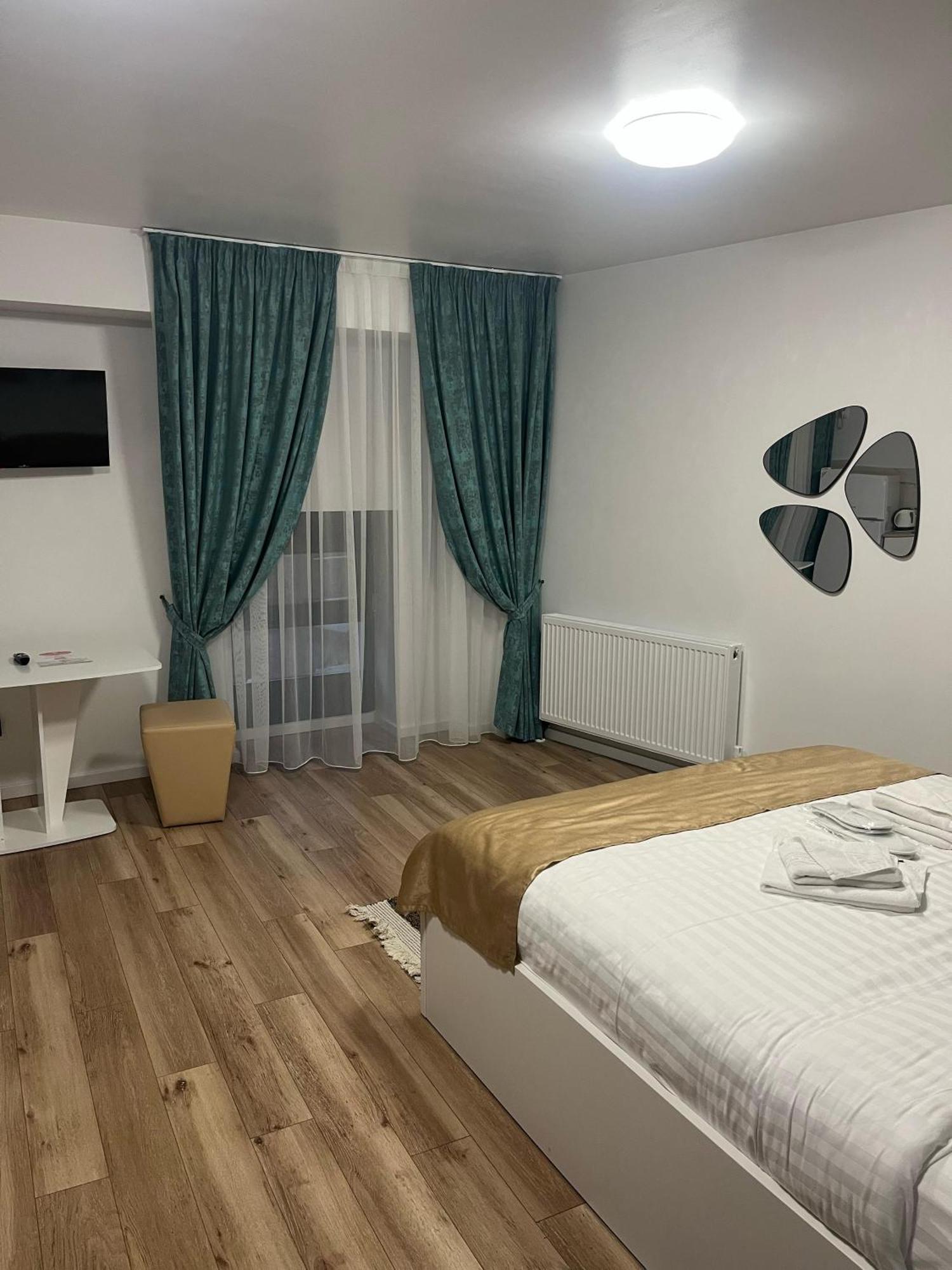 Grey Boutique Hotel Palas Ясси Екстер'єр фото